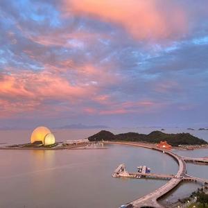 強姦女囚の檻在线观看漫画
